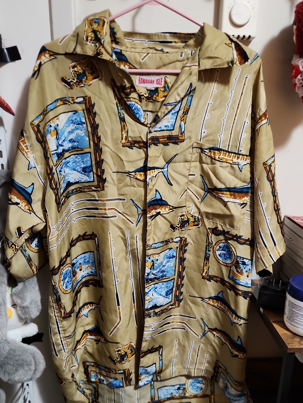Hawaiian Isle Vintage Blue Marlin Button Up . ⭐2 For $30⭐